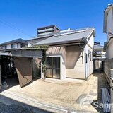 岩崎二丁目平屋