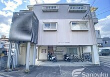 メルヘンハイツ小坂