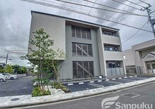 シャーメゾン小坂