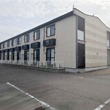 レオパレス与奈泉