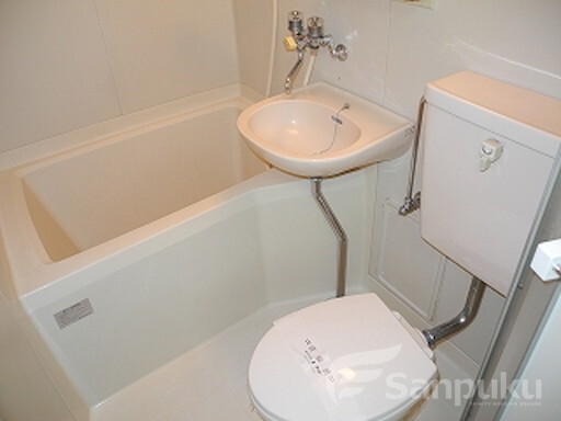 三宝館ビル バストイレ