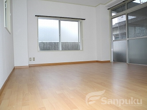 三宝館ビル 室内