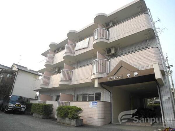 【レジデンス小野】松山市水泥町のマンション