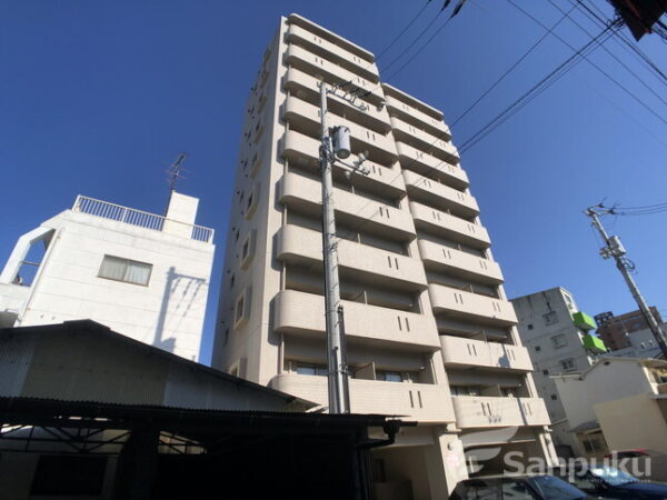 【サンセット湊町】松山市北立花町のマンション