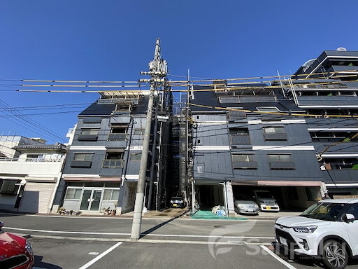 【オックスフォードサーカス春日町 別館】松山市春日町のマンション