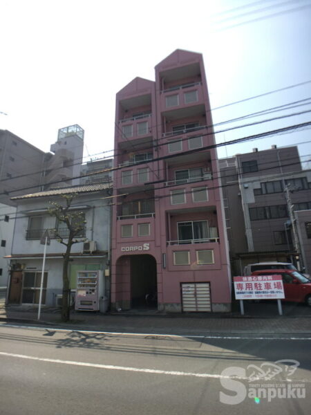 【コーポＳ】松山市味酒町のマンション