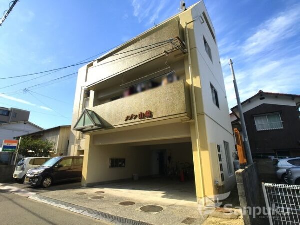 【メゾン山越】松山市山越のマンション
