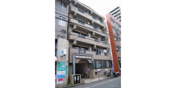 【カドタパレス】松山市萱町のマンション