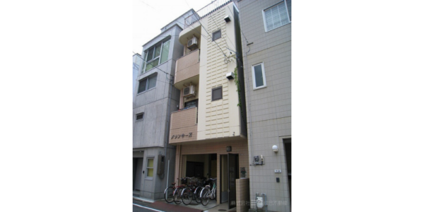 【メゾン中一万】松山市中一万町のマンション