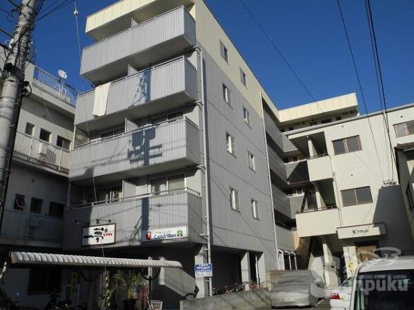【サンドリヨン】松山市木屋町のマンション