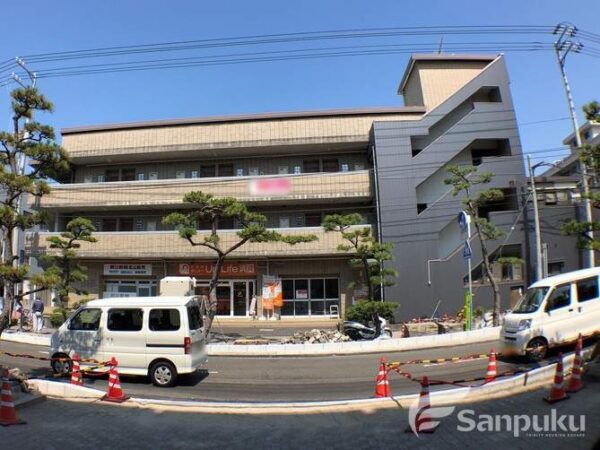 【松本ビル】松山市道後樋又のマンション