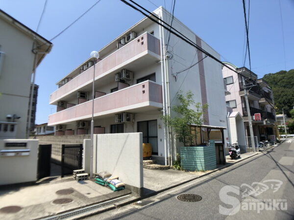 【池内マンション】松山市清水町のマンション