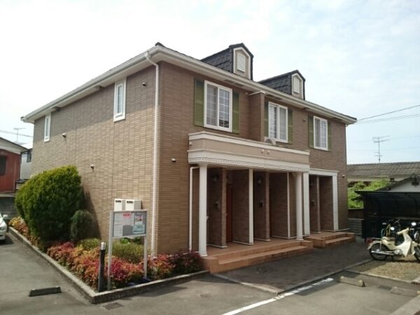 【パストラーレ道後A】松山市祝谷のアパート