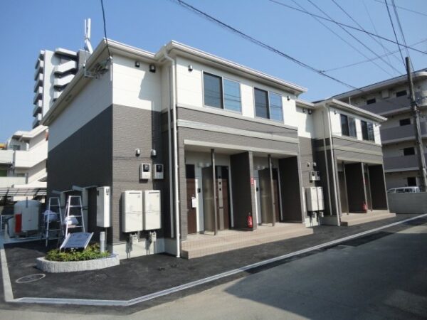 【ピューロアクア】松山市清水町のアパート