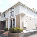 【アルカディア山越】松山市山越のアパート
