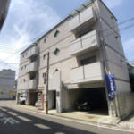 【コンフォート西山】松山市中一万町のマンション