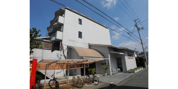 【スポーツマンションカロス】松山市山越のマンション