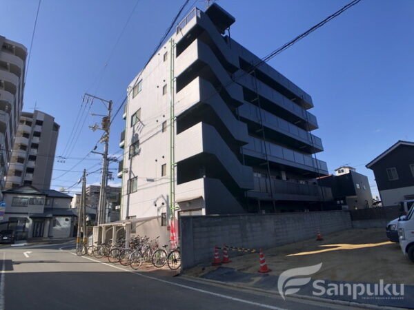 【ラッセルスクエア木屋町】松山市木屋町の賃貸マンション