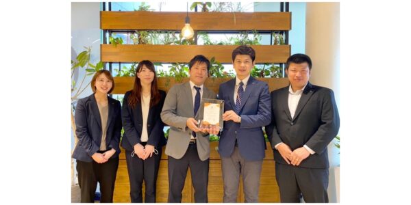 『すまいズ愛媛版』創刊10周年！アイクコーポレーション様より感謝状を頂きました