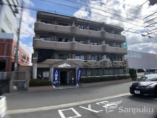 【メゾン・ド・メシュー】松山市中央のマンション