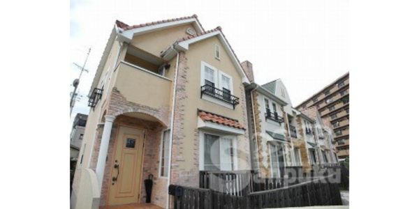 【Ｔｈｉｃｋ，Ｊｏｙ空港Ｖｉｌｌａｇｅ２】松山市南吉田町の賃貸一戸建