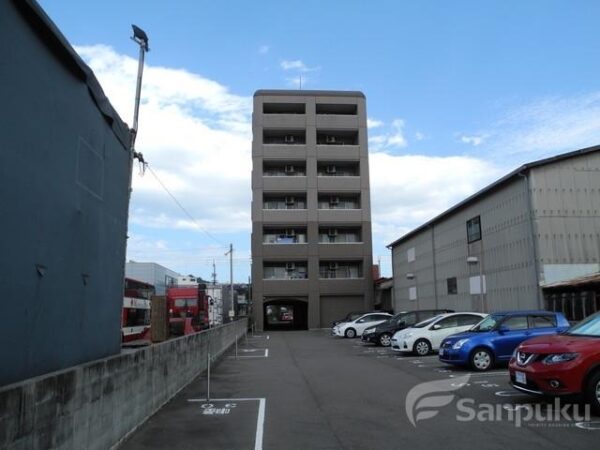 【グレイスフル空港通】松山市空港通の賃貸マンション