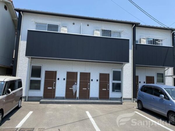 【ＢＥＬＧＲＡＶＩＡ　ＤＯＩＤＡ　ｓｑｕａｒｅ．】松山市土居田町の賃貸マンション・ペット相談可！