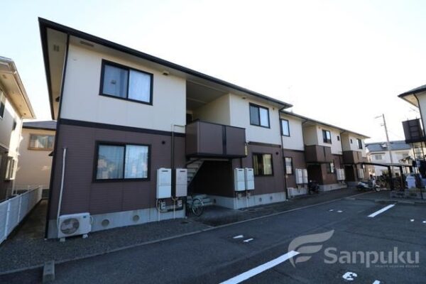 【メゾン・ド・ルミエールＢ棟】松山市和泉南の賃貸マンション