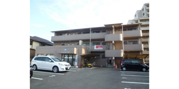 【ロジュマンGH】松山市松末の賃貸マンション