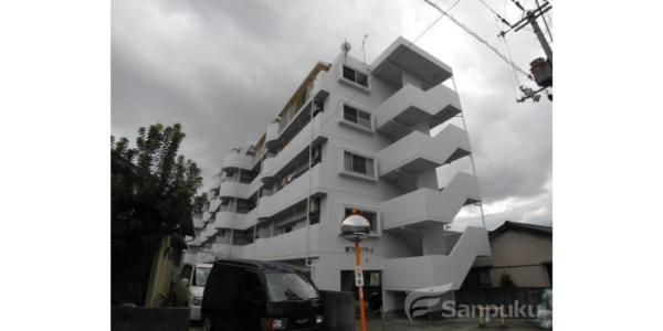 【第７０杉フラット】松山市朝生田町の賃貸マンション