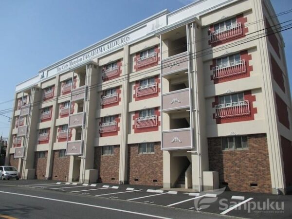 【アイルーロス】猫と暮らす松山市高浜町の賃貸マンション・ルームツアーあり！