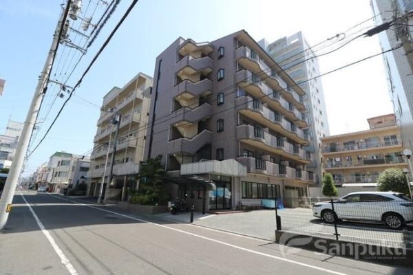 【アメニエス萱町】松山市萱町の賃貸マンション