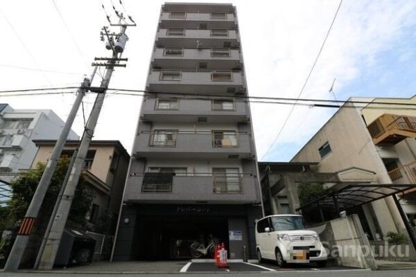 【クレバーコート】松山市高砂町の賃貸マンション