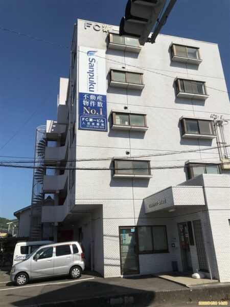 【ＦＣ第一ビル】松山市枝松の賃貸マンション