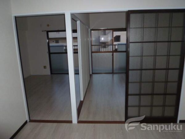 ＲＯＹＡＬ　ＡＮＮＥＸ　久万ノ台 