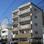 【カーサー柳井 】松山市柳井町の賃貸マンション