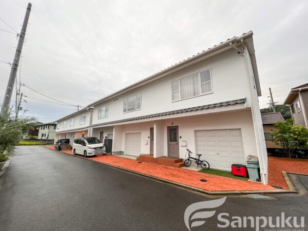 【Ｍ’ｓ　Ｇａｒａｇｅ】松山市清住の賃貸アパート