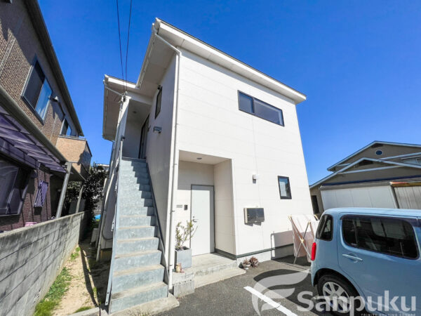 【森とテラス　南棟 】松山市余戸中の賃貸アパート