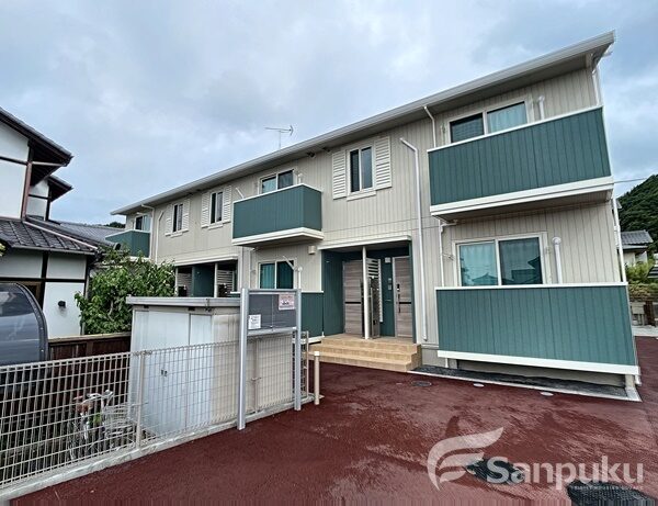 【グリーンゲイブルズ】松山市鷹子の賃貸コーポ