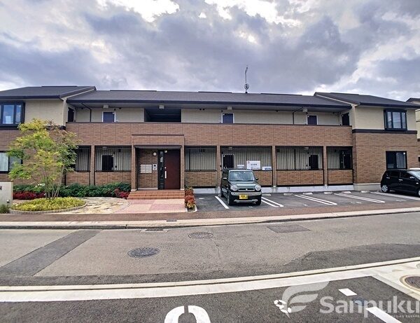 【グレイス　A棟】松山市立花の賃貸コーポ