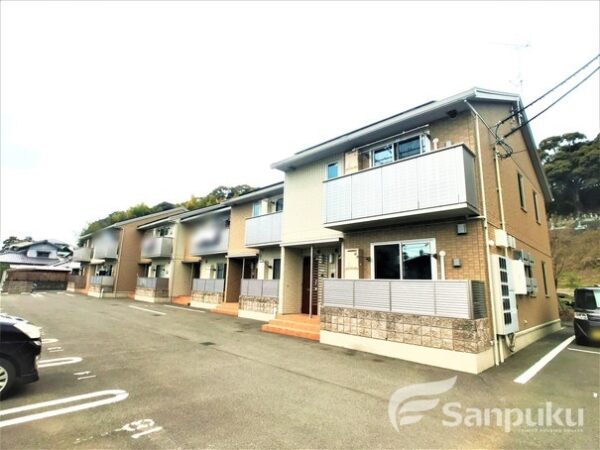 【サンライズ久米】松山市鷹子町の賃貸コーポ