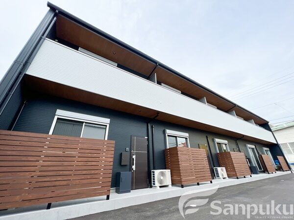 【Ｄｉｊｏｎ　ＵＭＥＤＡ】松山市梅田町の賃貸アパート