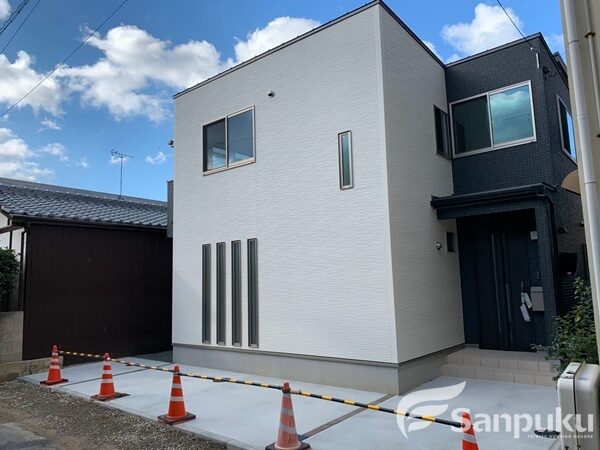 【ラフィネ南町】松山市南町の賃貸一戸建て