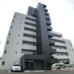 【ＴＲＥＮＴＥ　ＬＵＭＩＥＲＥ】松山市小坂の賃貸マンション