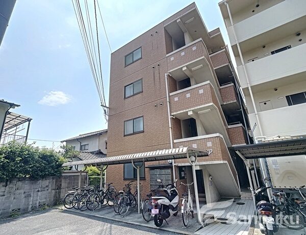 【メゾンドムーア】松山市道後北代の賃貸マンション