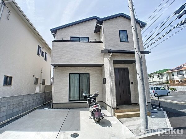 【カインド西垣生Ｂ】松山市西垣生町の賃貸一戸建て