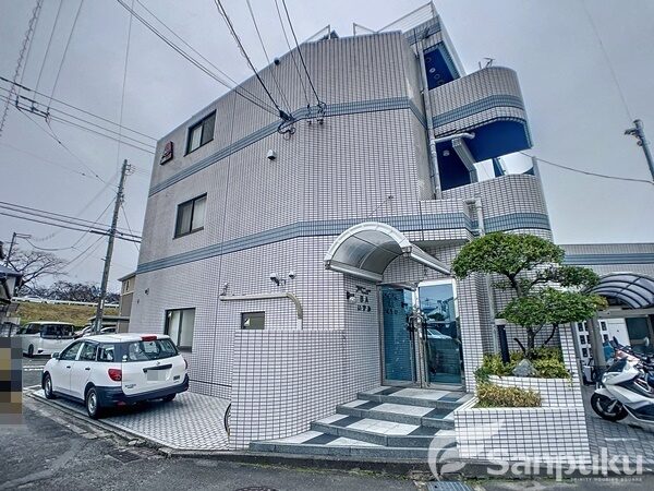 【アベニューＳＡいずみ】松山市和泉北の賃貸マンション