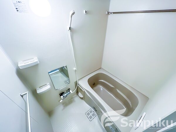 ルミナス勝山東　バスルーム