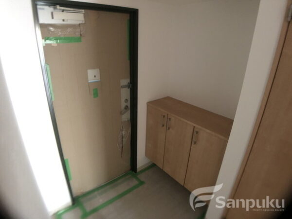 Ｍｉｎｔ　Ｅｌｖｉｔａ　玄関