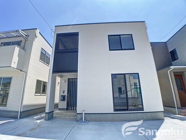 【ラフィネタウン和泉北　Ｅ棟】新築！2024年8月完成・松山市和泉北の賃貸一戸建て